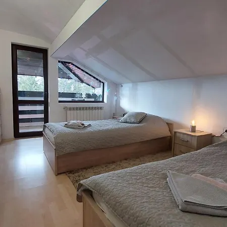 Pearl Xl Apartment Pamporowo